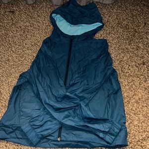 Under armor rain jacket/wind breaker